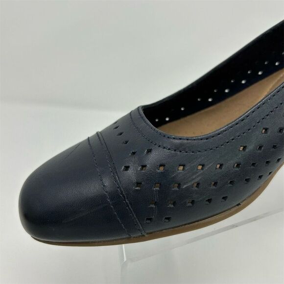 Clarks Ballet Flats Size 10 Navy Blue Perforated Leather Slip On Casual Loafers - Picture 4 of 12